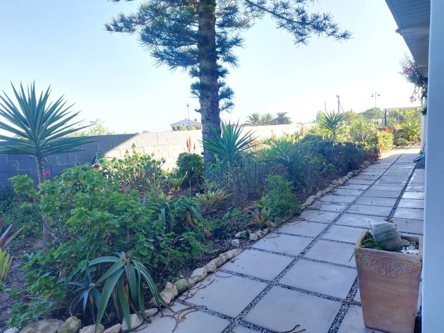 1 Bedroom Property for Sale in Villa Diamante Western Cape
